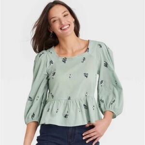 Universal Thread Embroidered Peplum Top Size XS